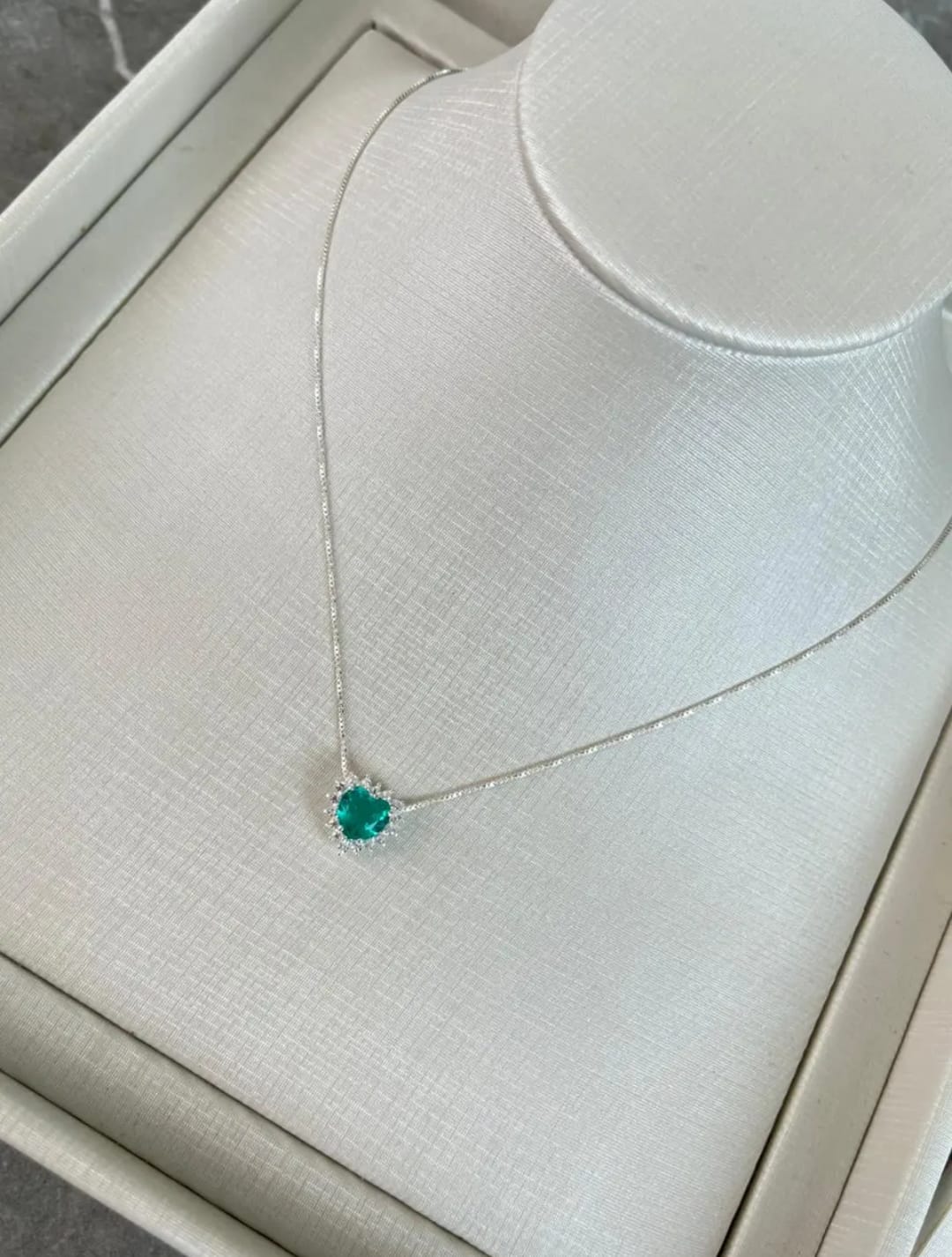 Colar coração verde água G em prata 925